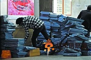 目前廣東獲得快遞業務經營許可的企業已超過1900家，從業人員超過18萬人。記者蘇俊杰 攝
