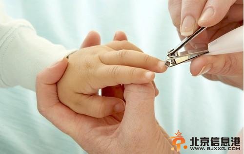 <a href='http://m.se0552.com/baby/huli/' target='_blank'><u>護理</u></a>有道 別頻繁給寶寶剪指甲