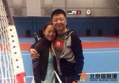 黃綺珊現(xiàn)任老公張鷹 黃綺珊老公張鷹資料簡介 張鷹照片