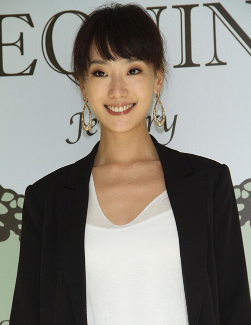 陸明君老公個人資料 兩人于17日結(jié)婚