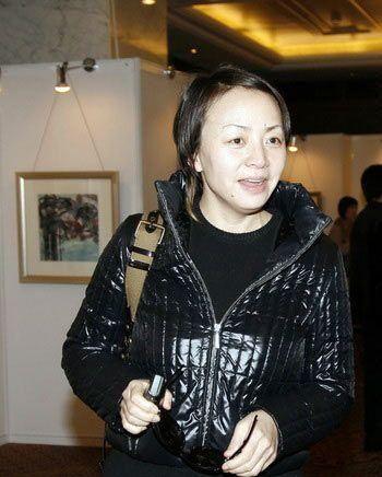 揭宋丹丹現任老公是地產開發商 走進三段婚姻的背后